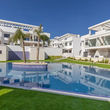 Cosy Casa Nalia - With Terrace, Pools & Jacuzzi *