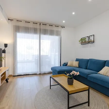 Cosy Casa Nalia - With Terrace, Pools & Jacuzzi Торевьиа